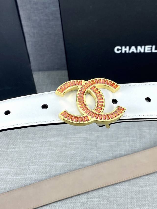 宽度3.0Cm Chanel 香奈儿 女士经典款腰带皮带新款光滑内衬磨砂牛皮银色 镶钻精品钢扣皮带