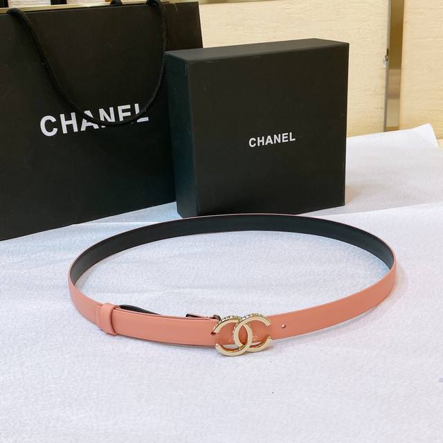Chanel 23P Cc 水钻 排钻金 与银 Logo扣. 进口胎牛皮腰带 2.0Cm精品 精致 典雅