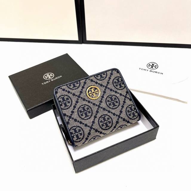 颜色 黑尺寸 11X7托里伯奇新款卡包 采用布面料配进口头层羊皮 做工精细 小巧实用 多功能卡包钱包小包必备款