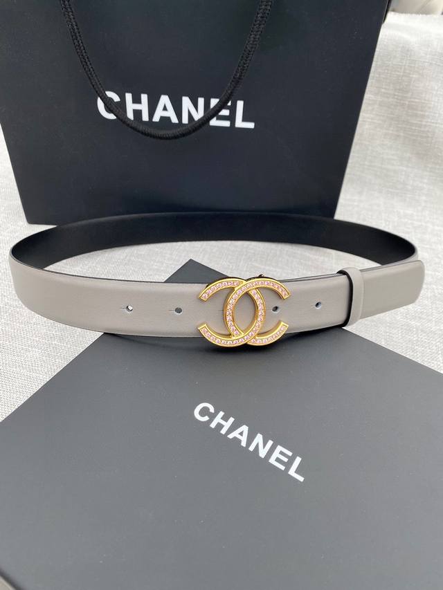 宽度3.0Cm Chanel 香奈儿 两面原版碰纹牛皮搭配钢扣 金 银 色镶钻钢扣