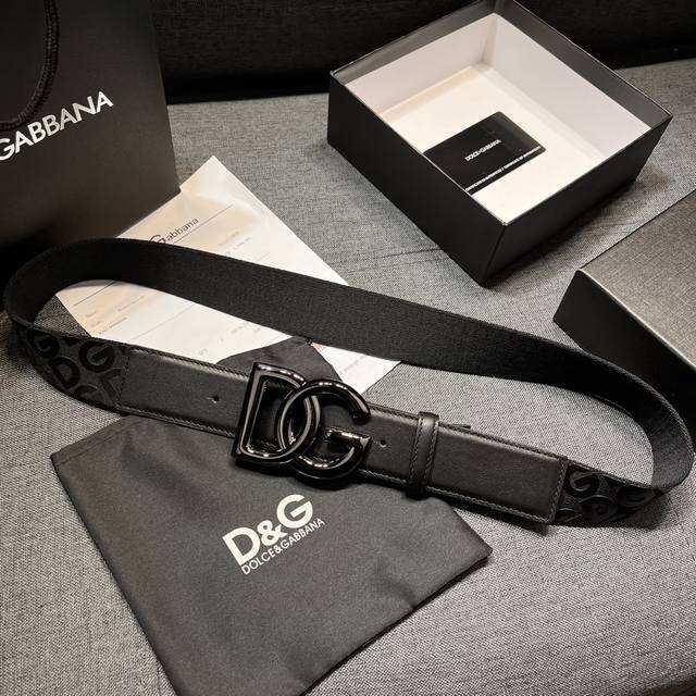 Dg 杜嘉班纳 宽4.0Cm Dolce&Gabbana 新款 男士织带印花腰带 搭配徽标搭扣 Lux 鞍皮腰带