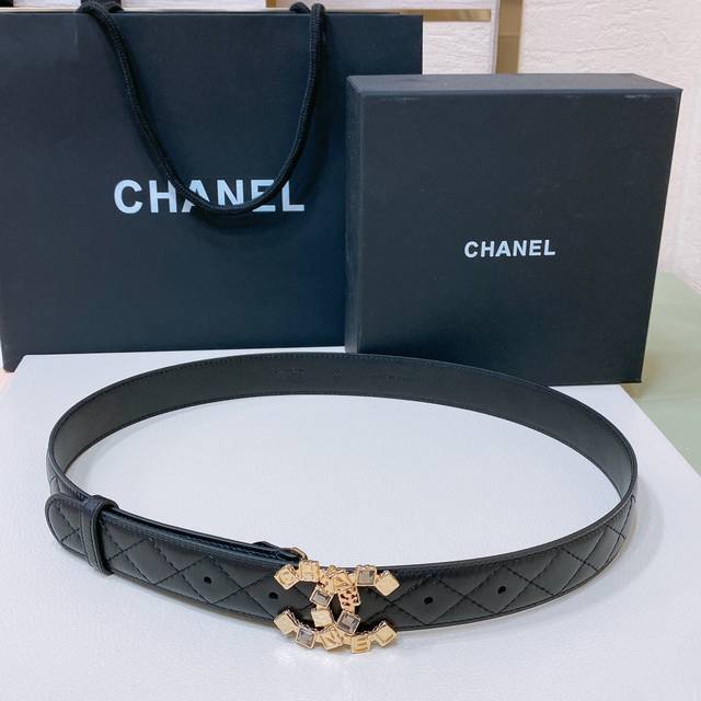 Chanel 24S Cc 树脂黑 字母 Logo搭扣 黄铜金属小牛皮腰带 手感柔软 细腻 Cm