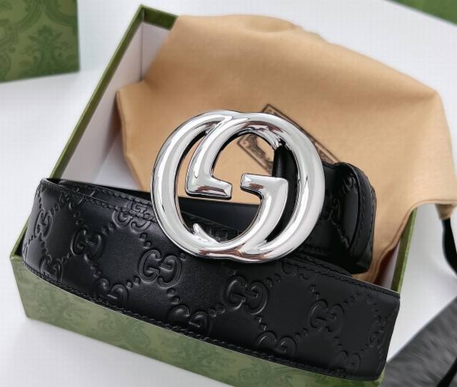 特 Gucci 3.5宽belt With Interlocking G Detail 时尚腰带 针扣设计 平纹牛皮底 - 点击图像关闭
