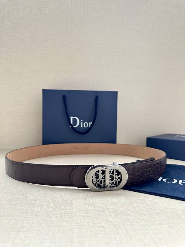 特 Dior 24早春 M tamorphose 腰带 Cm光滑牛皮革 超級火 蝴蝶搭扣系列
