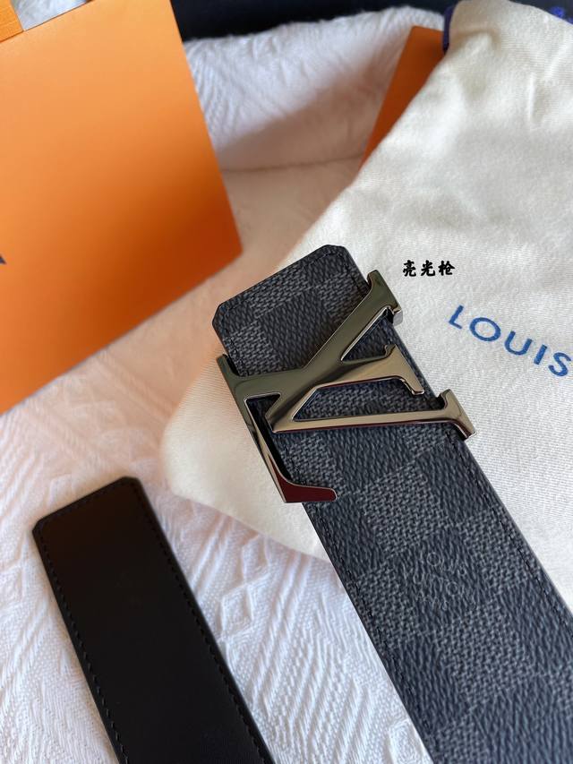 特 原单—Louis Vuitton经典啡棋盘格/黑棋盘格/老花40毫米，专柜同步！