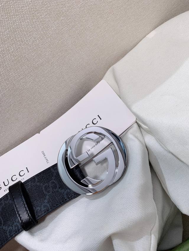 Gucci顶级版本 注意各方面细节 古驰 于1921年创立于佛罗伦萨，是全球卓越的奢华精品品牌之一。此款式 4.0 是如今最火爆款进口原厂小牛皮配上经典双g扣， - 点击图像关闭