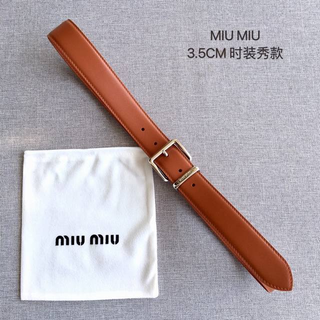 Miu Miu原单 专柜在售爆款 感谢客户反馈实拍图，顶级货 3.5Cm自己看细节 都有货 码数齐