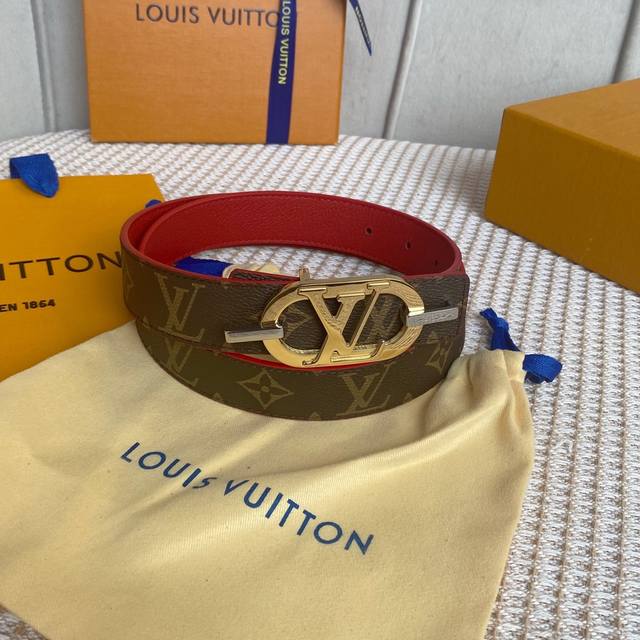 配全套包装礼盒 Lv 女款 寬： 30Mm Louis Vuitton 路易威登 海外代購原單正品來襲 Made In Spain-經典雙面設計 以一當二 Mo