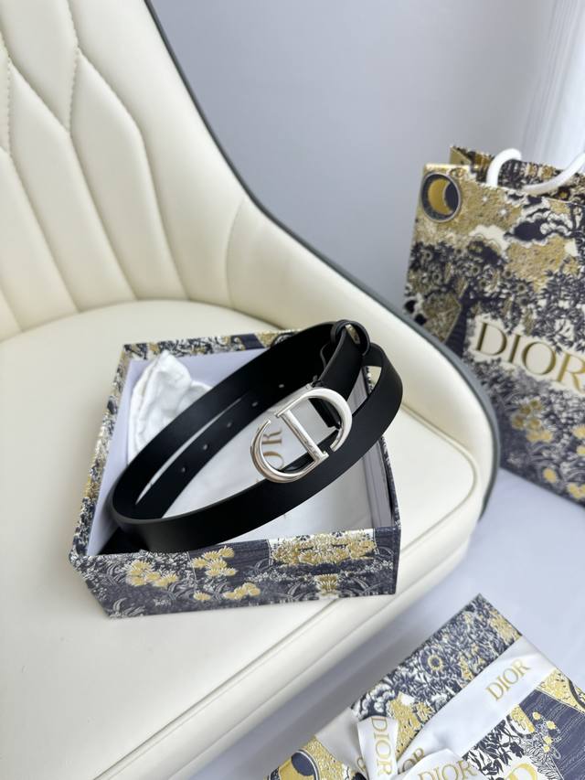 特 Dior 2.0cm腰带 双面原版牛皮 搭配CD标志性扣头 原单品质 - 点击图像关闭